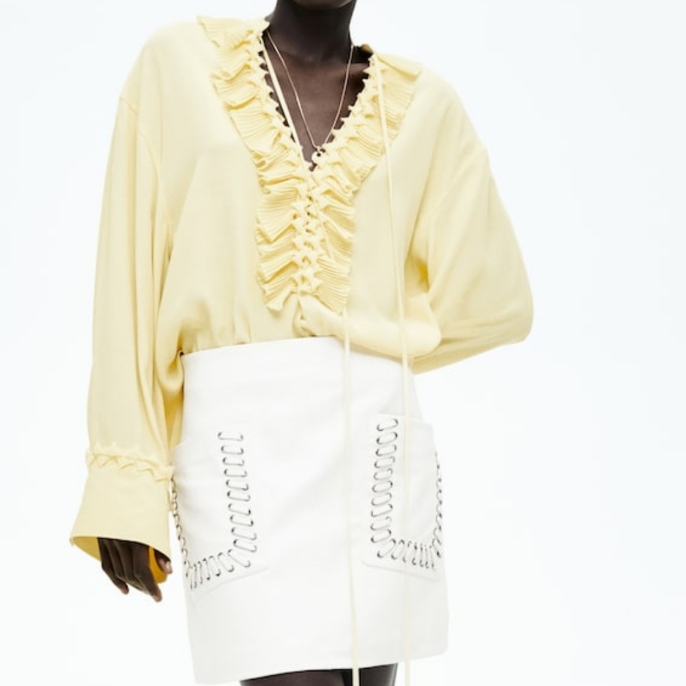H&M S/S 2025 The STUDIO Ruffled Tunic Pale Yellow ONLY NO LOW BALLING!! - Picture 6 of 16